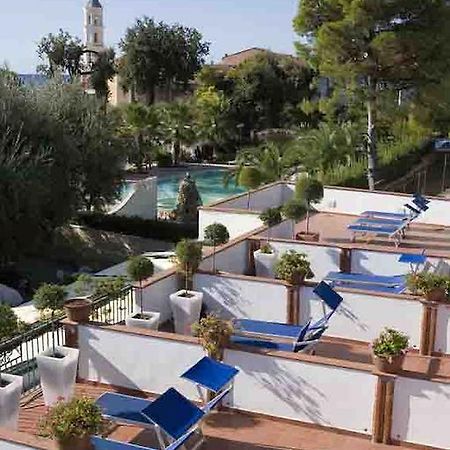 Hotel Ristorante Cavaliere سكاريو المظهر الخارجي الصورة