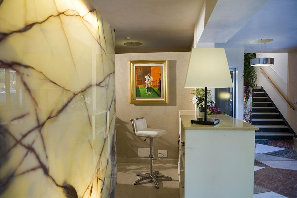Hotel Ristorante Cavaliere سكاريو المظهر الخارجي الصورة